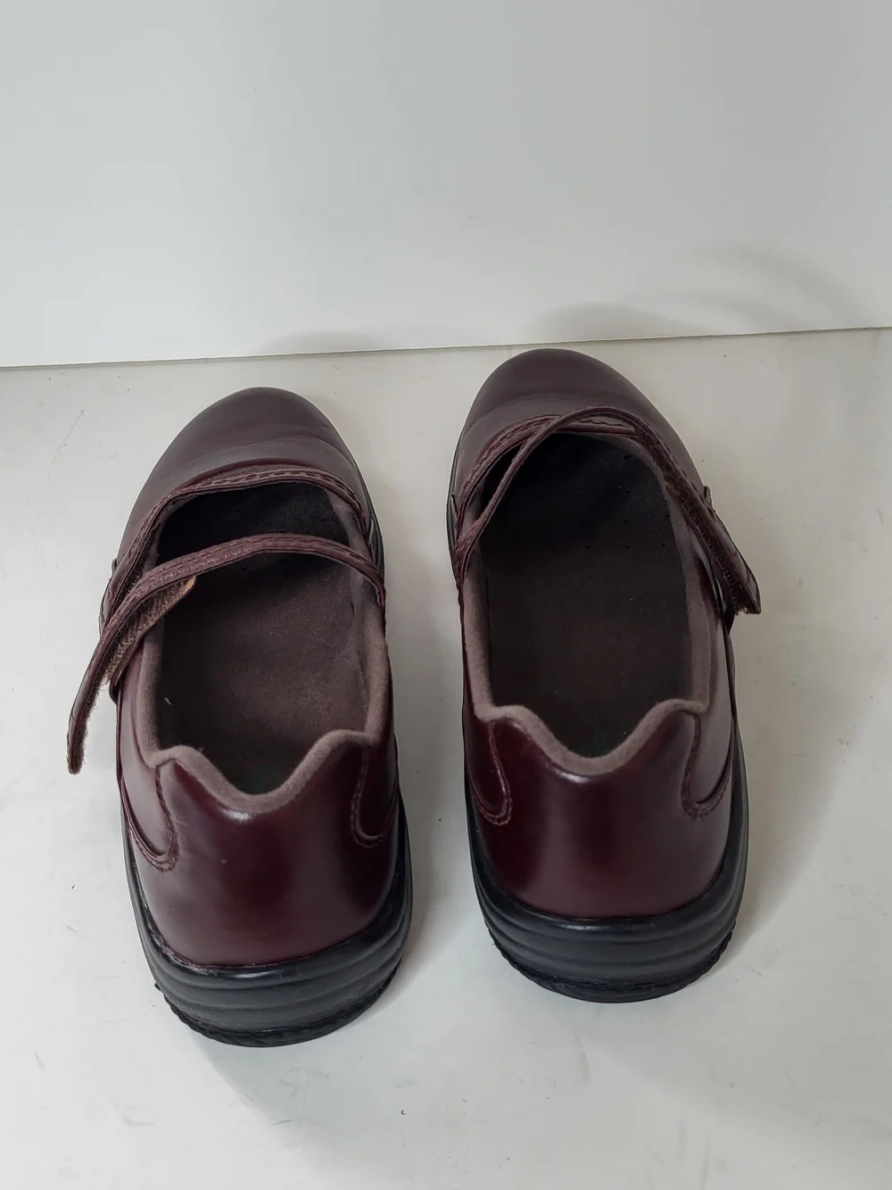 New Propet Women's Burgundy Mary Jane Flats